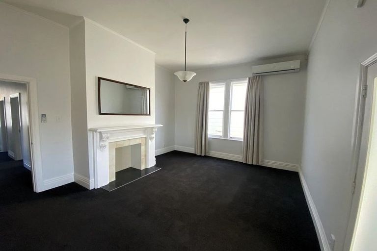 Photo of property in 131 Wallace Street, Mount Cook, Wellington, 6021