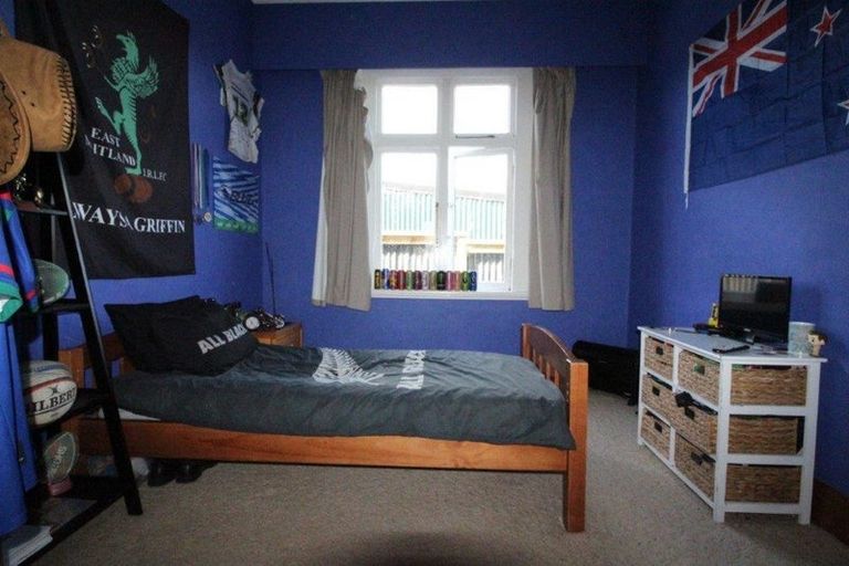 Photo of property in 2 Laura Street, Lumsden, 9730