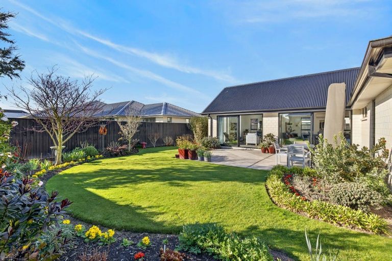 Photo of property in 16 Chatsworth Avenue, Rangiora, 7400