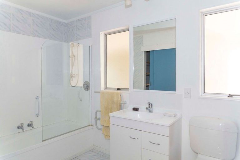 Photo of property in 19c Tennyson Street, Dannevirke, 4930