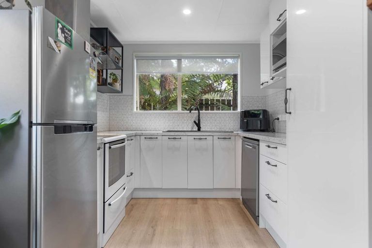 Photo of property in 399b Pukehangi Road, Pomare, Rotorua, 3015