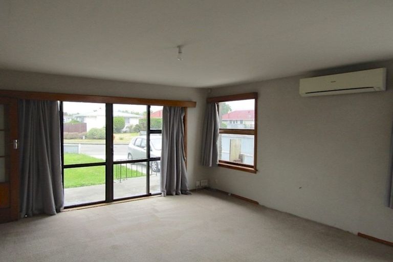 Photo of property in 33 De Havilland Street, Hornby, Christchurch, 8042