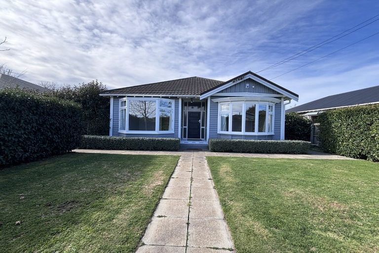 Photo of property in 12 Roosevelt Avenue, St Albans, Christchurch, 8014