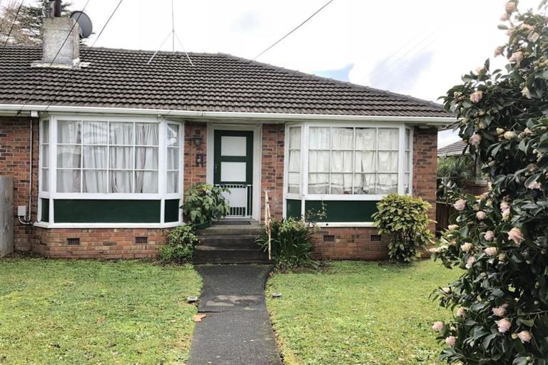 Photo of property in 1/171 Shakespeare Road, Milford, Auckland, 0620