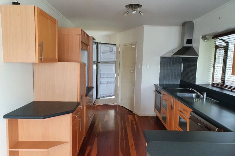 Photo of property in 1 Lorraine Place, Glenview, Hamilton, 3206