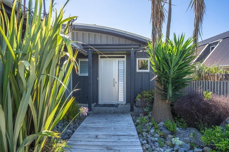 Photo of property in 13 Rodney Avenue, Te Horo Beach, Otaki, 5581