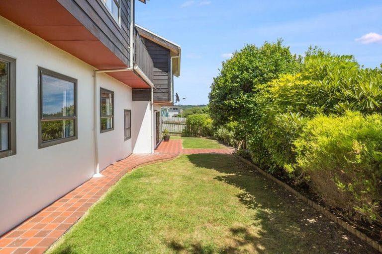 Photo of property in 86 Tweed Road, Papakowhai, Porirua, 5024
