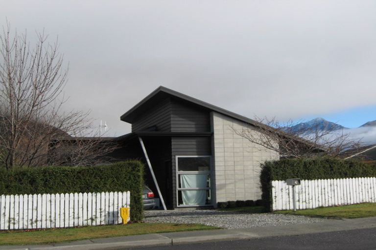Photo of property in 42 Riverside Road, Frankton, Queenstown, 9300