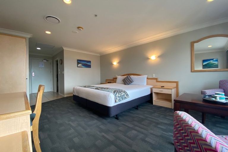 Photo of property in The Duxton Hotel Apartments, 6p/100 Greys Avenue, Auckland Central, Auckland, 1010