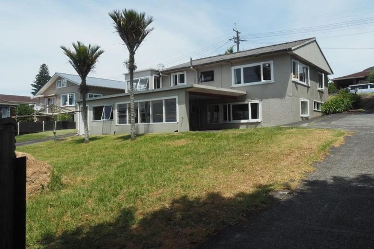 Photo of property in 25 Quebec Road, Milford, Auckland, 0620