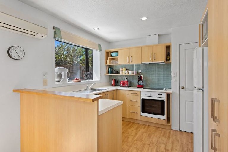 Photo of property in 86 Tennyson Street, Sydenham, Christchurch, 8023