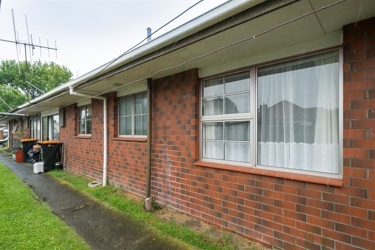 Photo of property in 2/538 Ferguson Street, Palmerston North, 4410