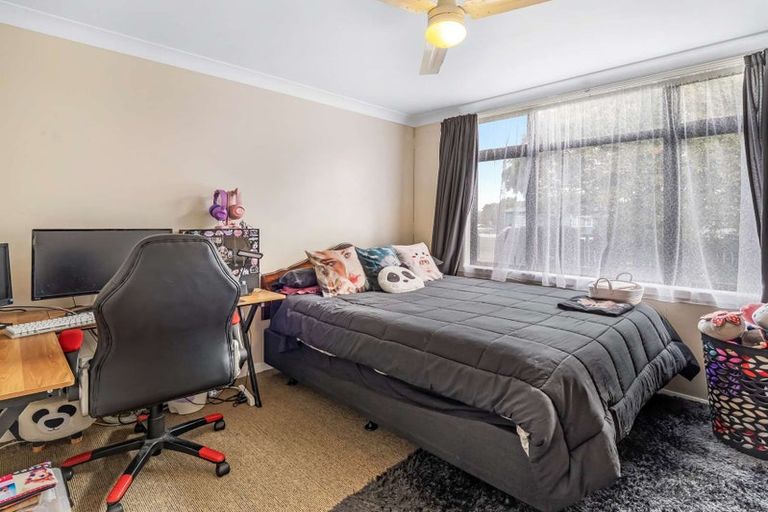 Photo of property in 40 Thyra Street, Dannevirke, 4930