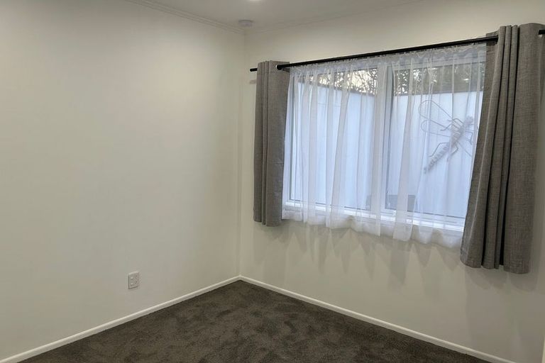 Photo of property in 4/18 Bevyn Street, Castor Bay, Auckland, 0620