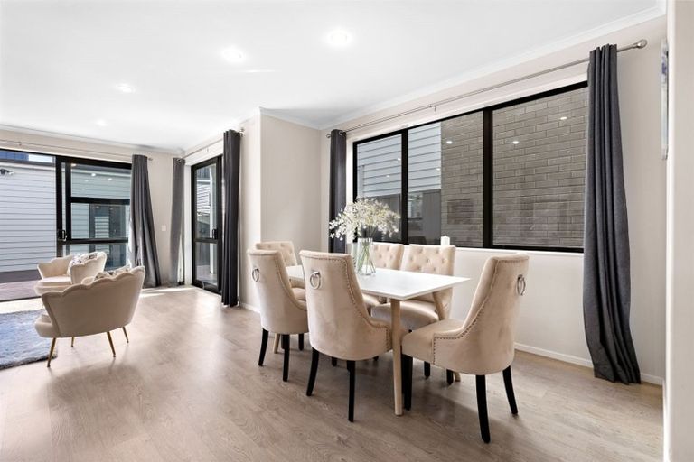 Photo of property in 4 Kotuku Lane, Hobsonville, Auckland, 0616