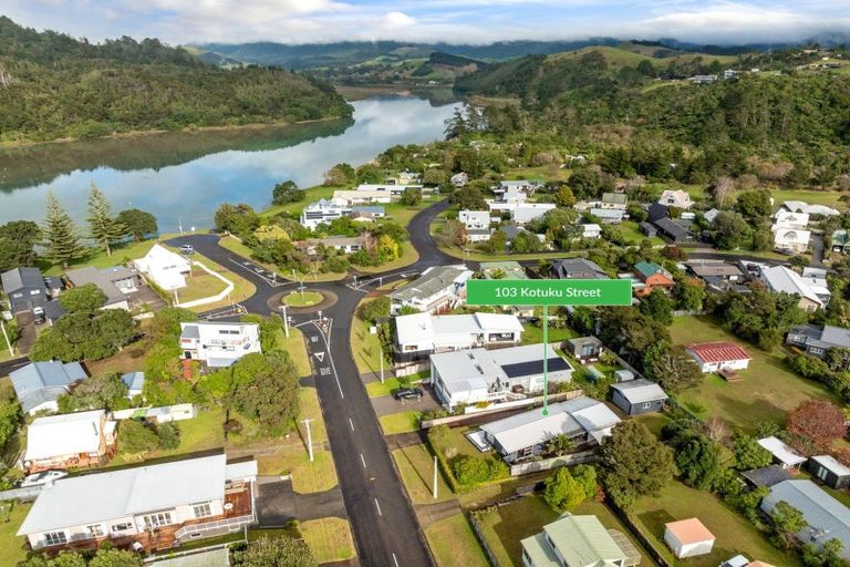 Photo of property in 103 Kotuku Street, Whangamata, 3620