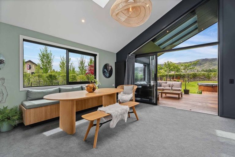 Photo of property in Wooing Tree Vineyard Ltd, 2 Blondie Drive, Cromwell, 9310