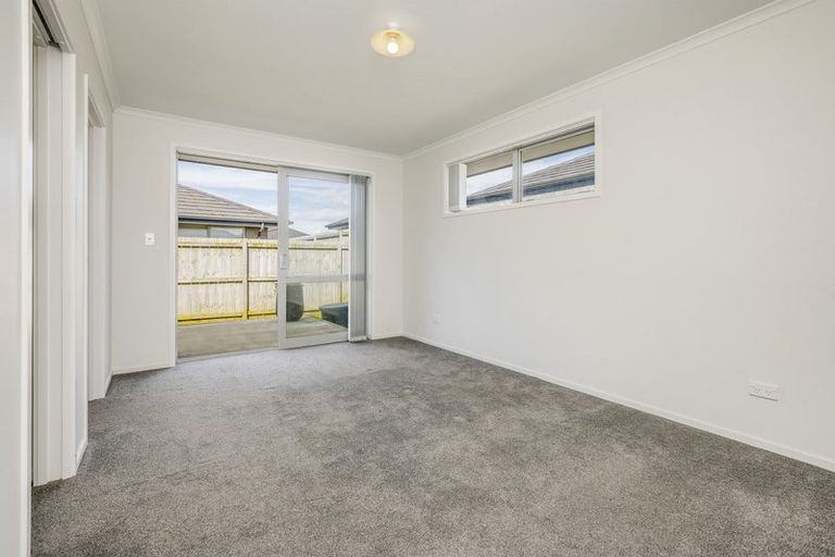 Photo of property in 17 Perla Road, Pukekohe, 2120