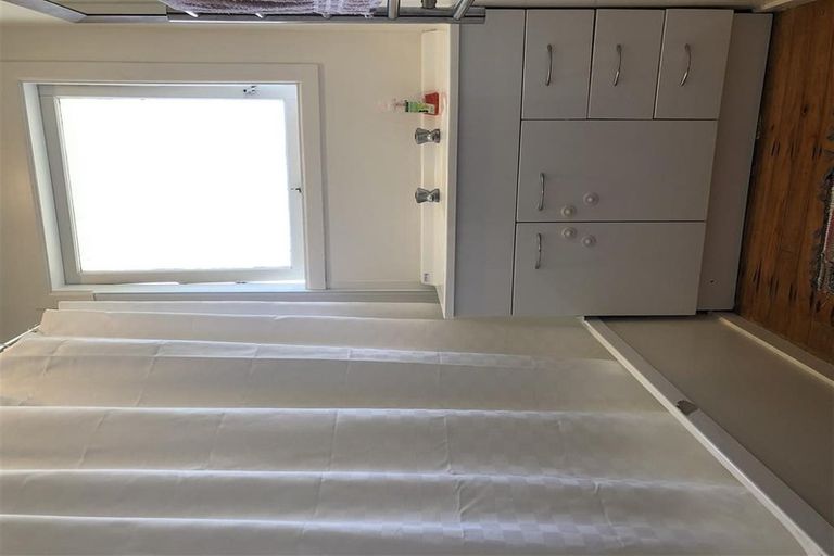 Photo of property in 19 Gossamer Drive, Pakuranga Heights, Auckland, 2010