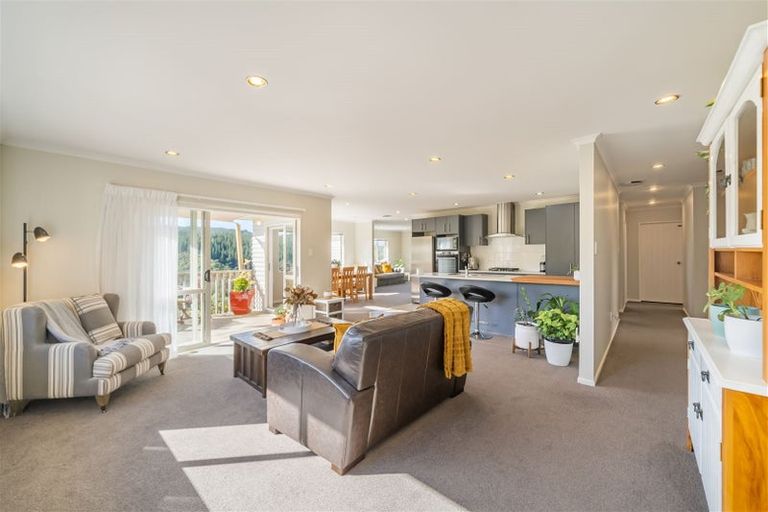 Photo of property in 5 Frankie Stevens Place, Riverstone Terraces, Upper Hutt, 5018
