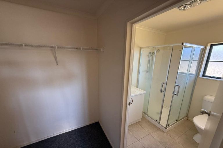 Photo of property in 4 Cotton Place, Opaheke, Papakura, 2113