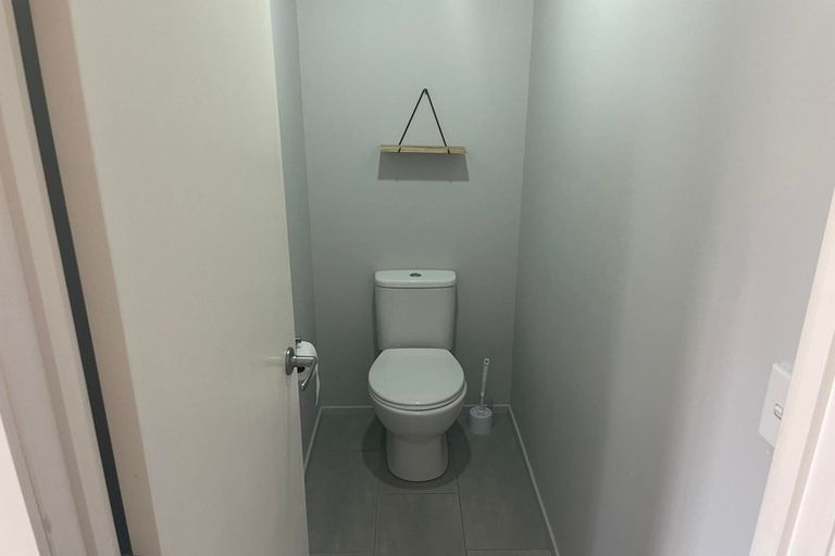 Photo of property in 42 Queens Park Crescent, Frankton, Hamilton, 3204