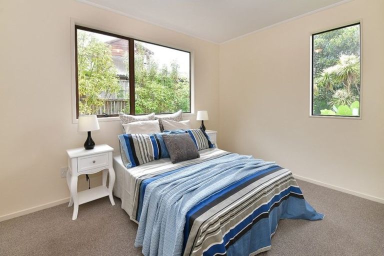 Photo of property in 73 Arran Road, Browns Bay, Auckland, 0630