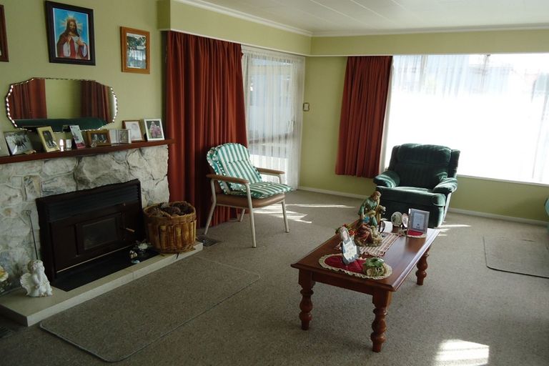 Photo of property in 5a Cameron Street, Waimate, 7924