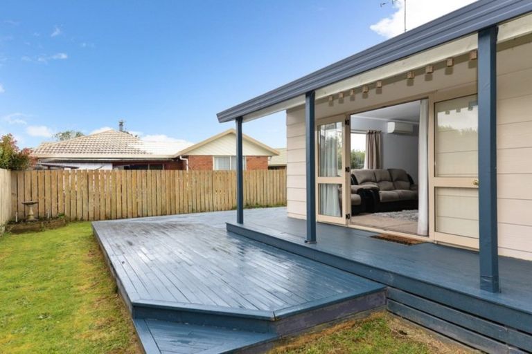 Photo of property in 37 Lloyd Drive, Nawton, Hamilton, 3200