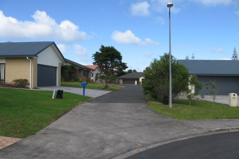 Photo of property in 112 Kingdale Road, Henderson, Auckland, 0610