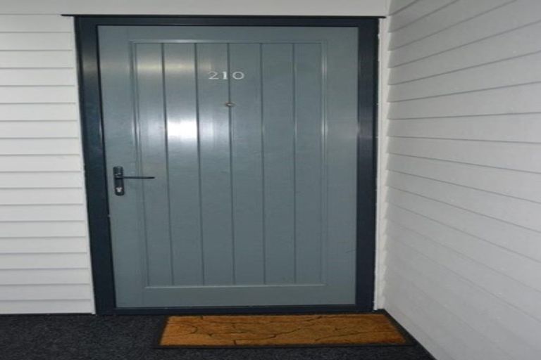 Photo of property in Atlas Apartments, 25/49 Maunganui Road, Mount Maunganui, 3116