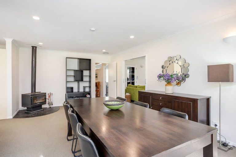 Photo of property in 97 Adelaide Road, Dannevirke, 4930