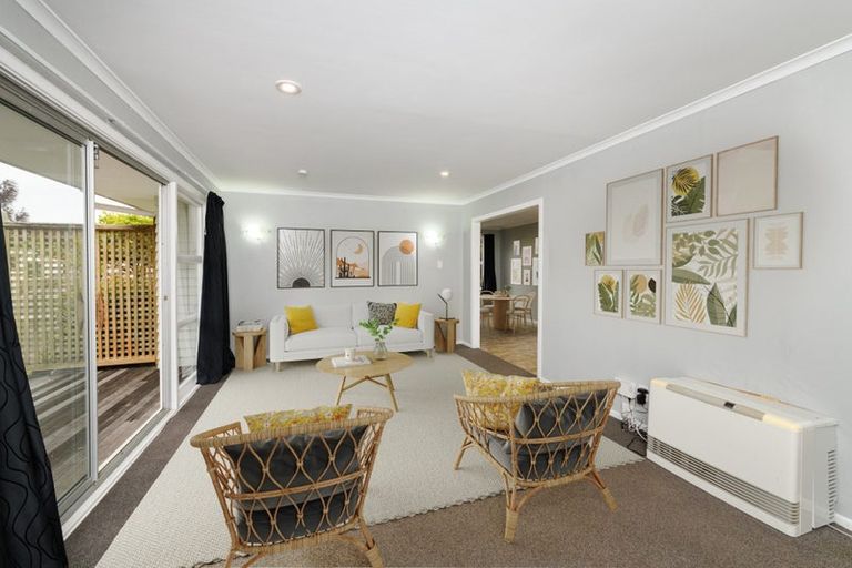 Photo of property in 14 Apollo Parade, Milson, Palmerston North, 4414