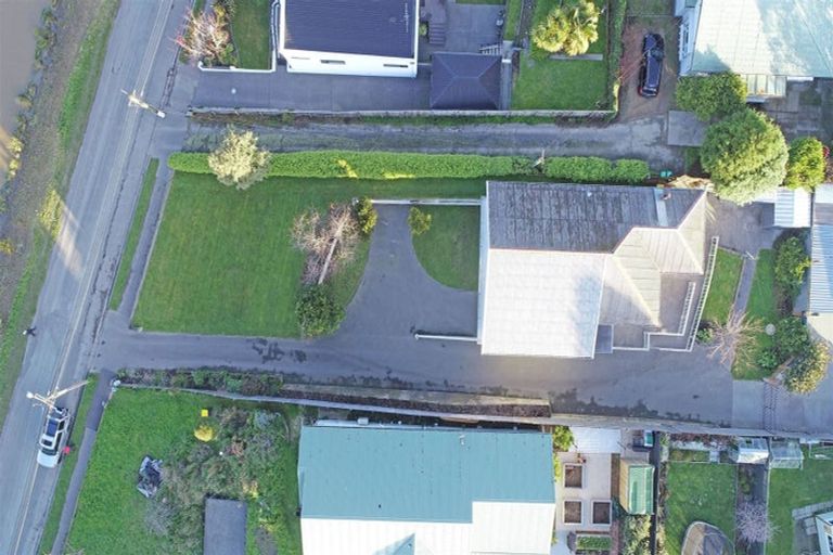 Photo of property in 67 Eastern Terrace, Beckenham, Christchurch, 8023