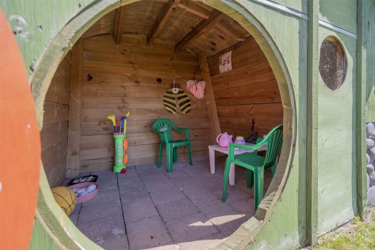 Photo of property in 49 Tarapatiki Drive, Whitianga, 3510