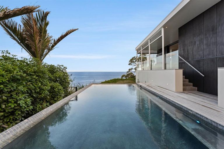 Photo of property in 94-98 Lax Crescent, Leigh, 0985