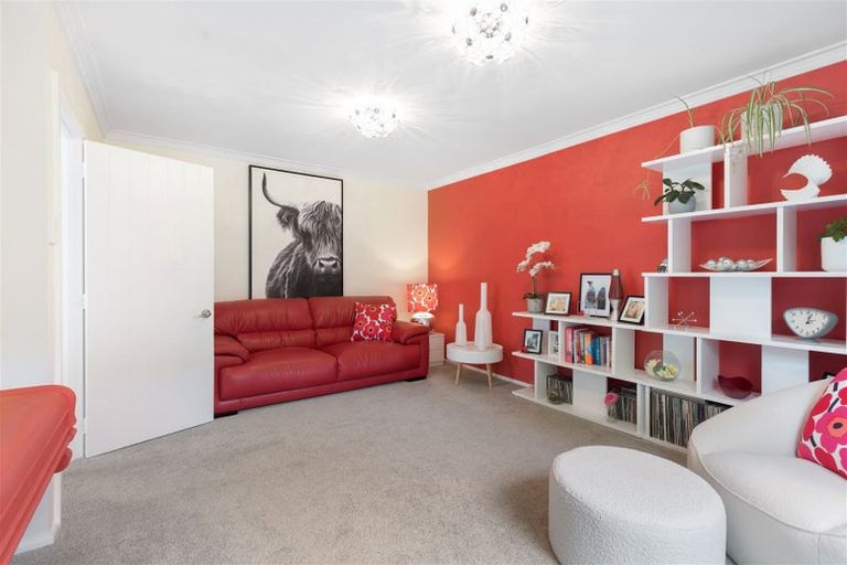 Photo of property in 105 Bowenvale Avenue, Cashmere, Christchurch, 8022