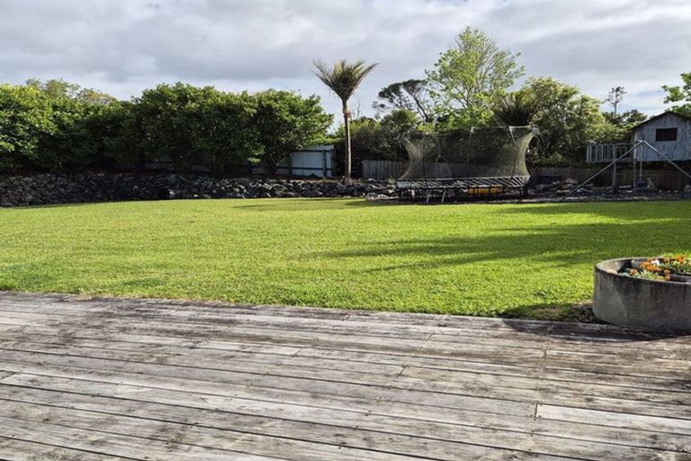 Photo of property in 17 Gorge Road, Maungaturoto, 0520