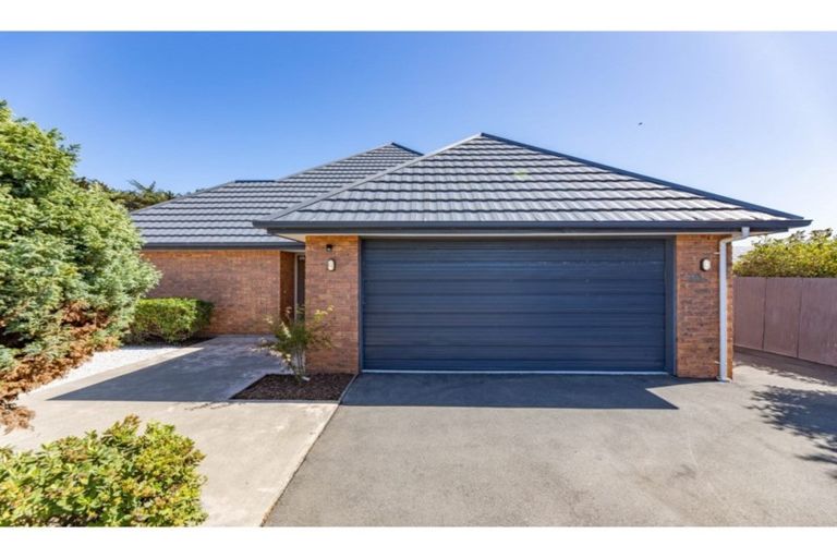 Photo of property in 70a Jervois Street, New Brighton, Christchurch, 8061