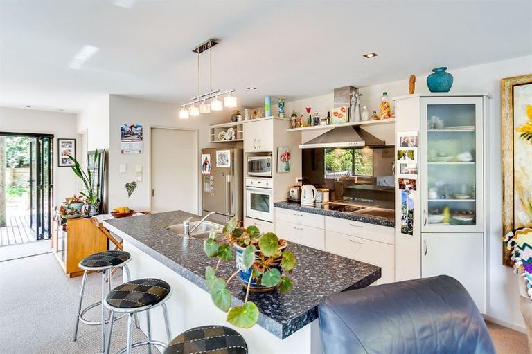 Photo of property in 6a Kokako Place, Taradale, Napier, 4112