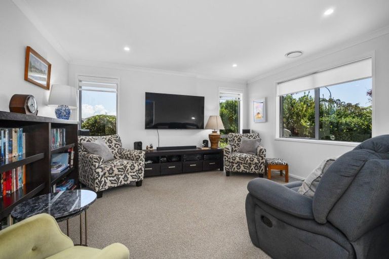 Photo of property in 40 Charlotte Drive, Omokoroa, 3114
