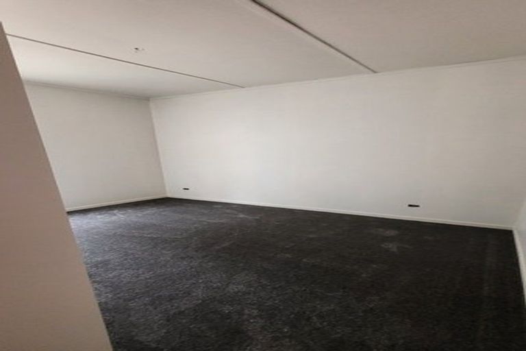 Photo of property in 71 Gladstone Road North, Dalmore, Dunedin, 9010