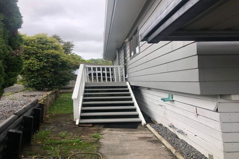 Photo of property in 1/56 Pooks Road, Ranui, Auckland, 0612