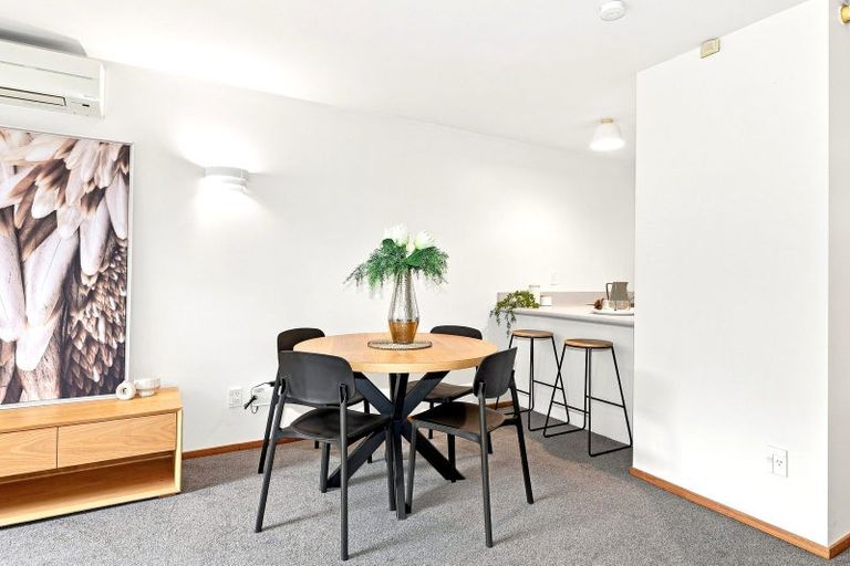 Photo of property in 6/249 Kilmore Street, Christchurch Central, Christchurch, 8011