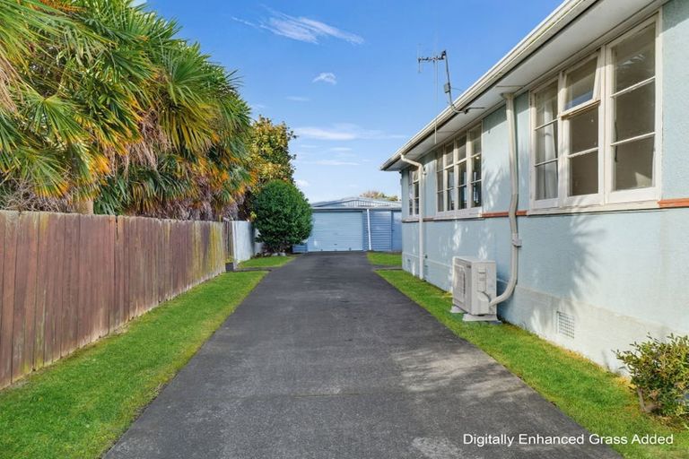 Photo of property in 3 Tyndall Street, Palmerston North, 4414