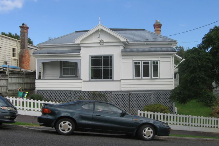 Photo of property in 21 Patuone Avenue, Devonport, Auckland, 0624