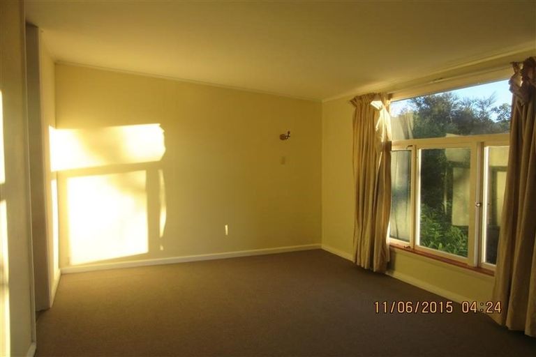 Photo of property in 83 Manuka Street, Stokes Valley, Lower Hutt, 5019