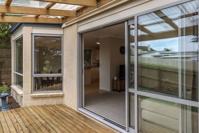 Photo of property in 4b Voyager Drive, Gulf Harbour, Whangaparaoa, 0930