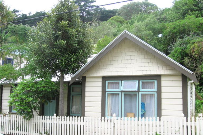 Photo of property in 27 Holloway Road, Aro Valley, Wellington, 6021