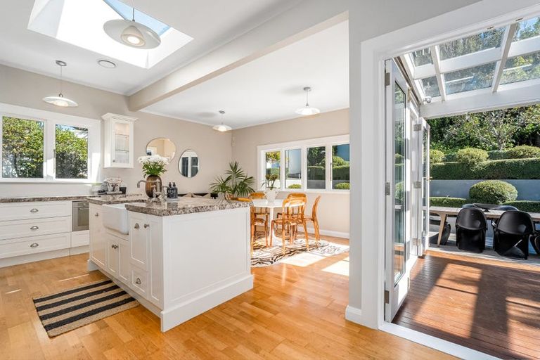 Photo of property in 82 Campbell Street, Karori, Wellington, 6012